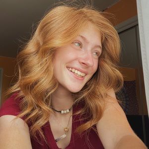 Meet your Posher, Brooke